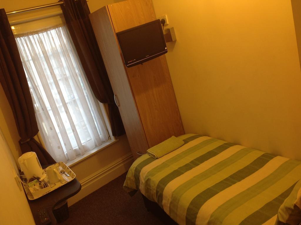 Claydens Hotel Cleethorpes Room photo